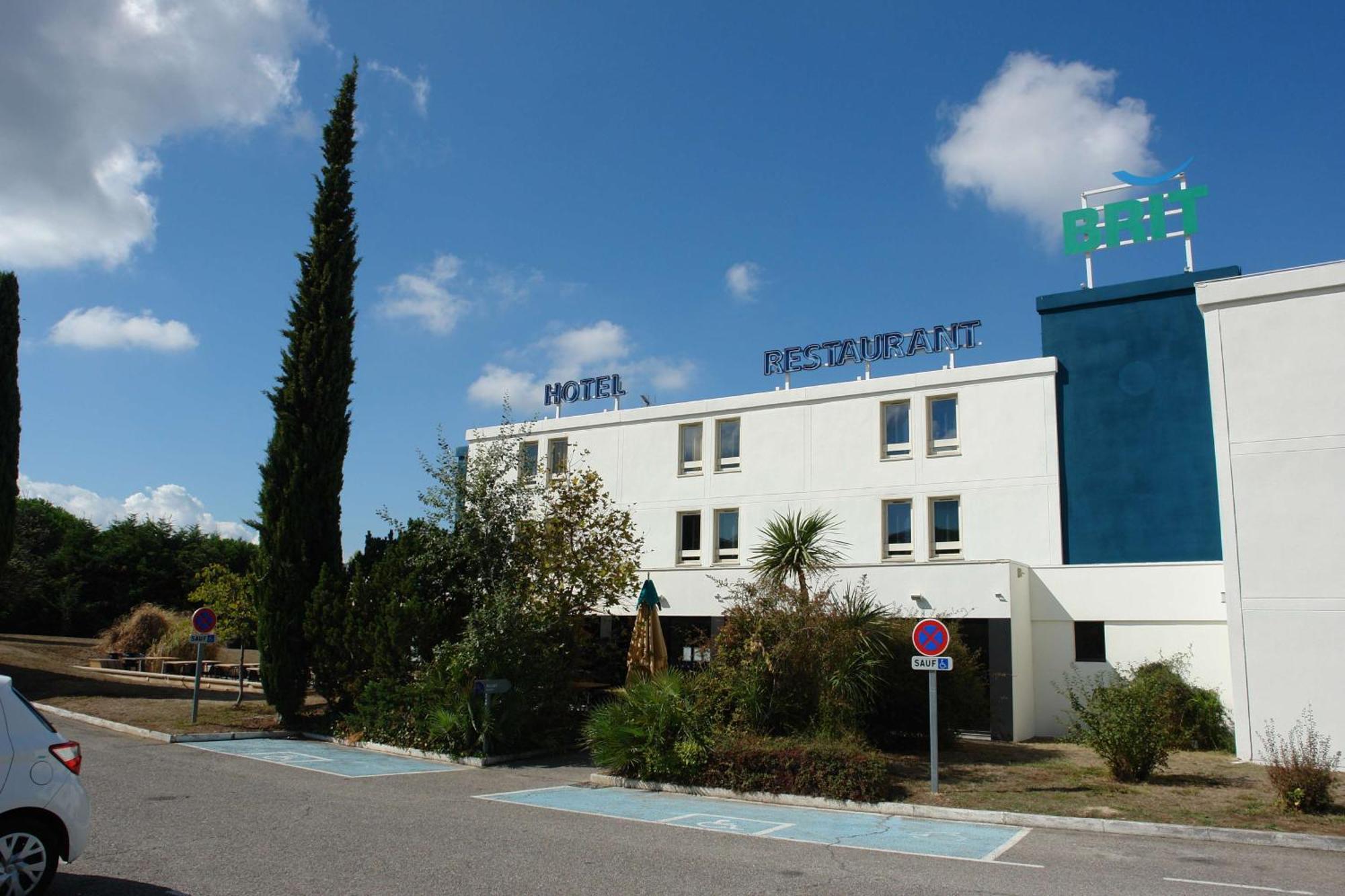 Brit Hotel Marseille Aeroport Mirabeau Dış mekan fotoğraf