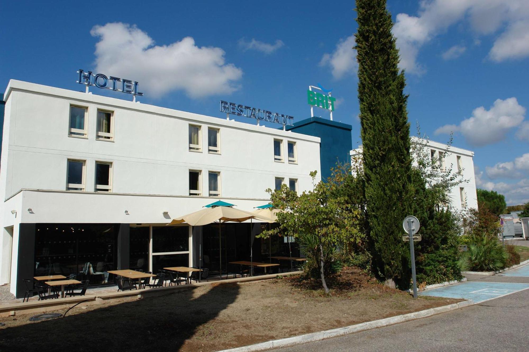 Brit Hotel Marseille Aeroport Mirabeau Dış mekan fotoğraf